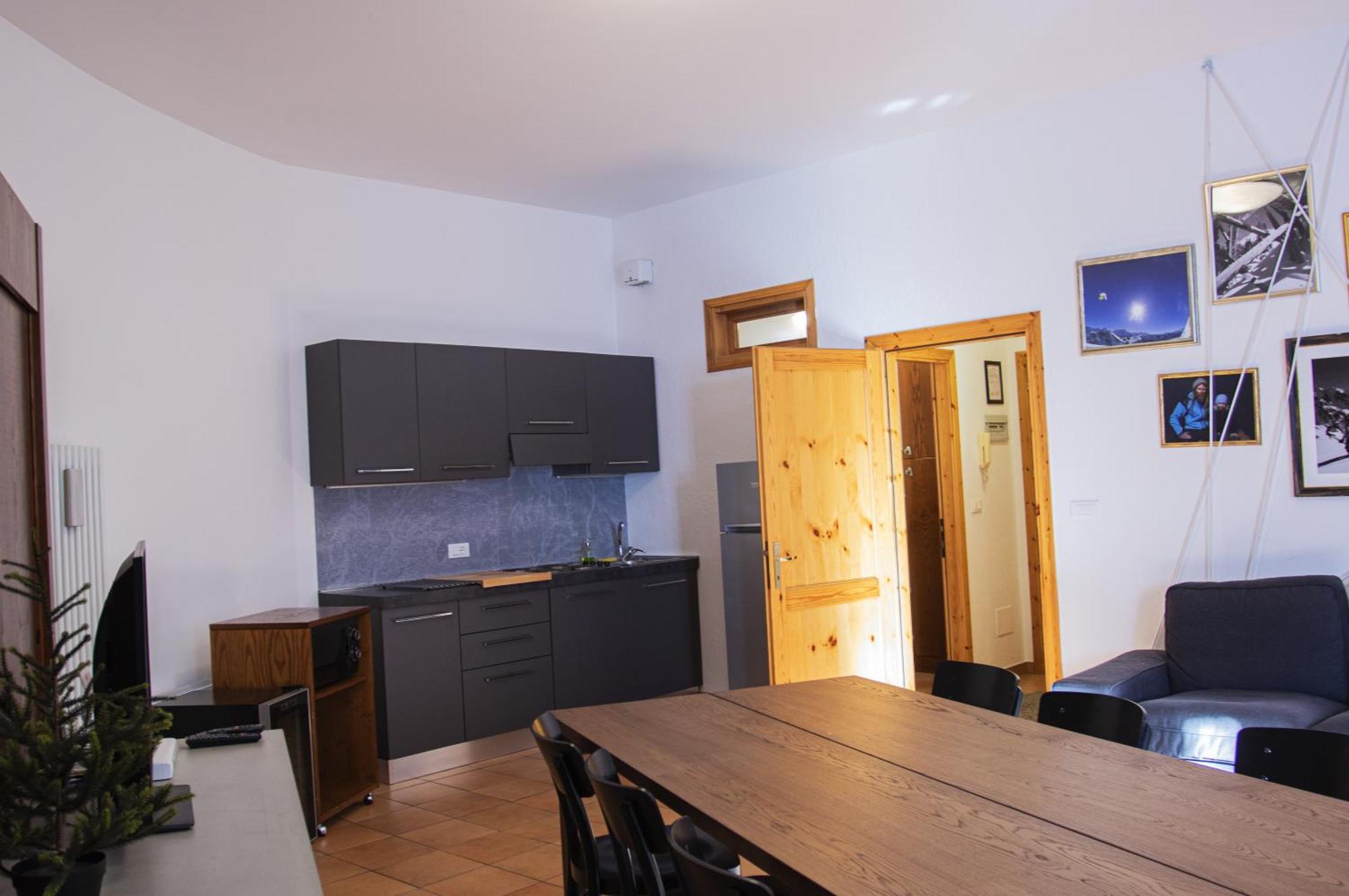 Apartahotel Base Camp Alpine *